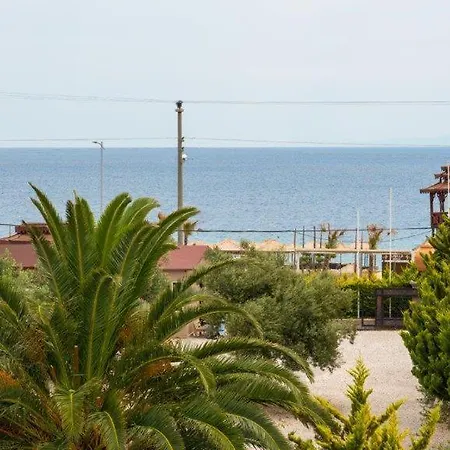 Hotel Club Kavala 3*