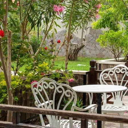 Hotel Club Kavala 3*