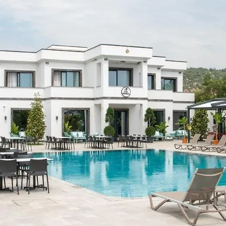 Club Kavala Hotel 3*