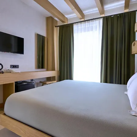 Hotel Club Kavala 3*